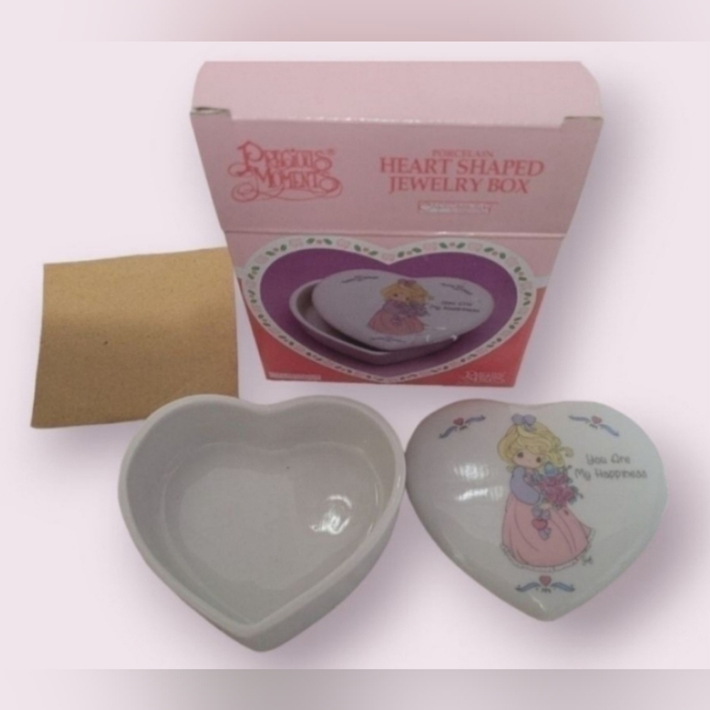 Vintage 1995 Precious Moments Jewelry Box Heart Shaped White Pink (NEW)